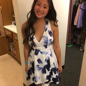 Meet your Posher, Jasmine